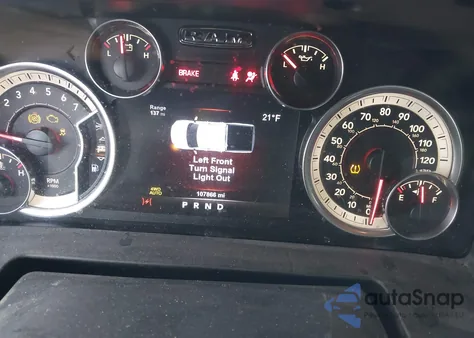 2017 Ram 1500 Big Horn 4X4 5'7 Box z USA, uszkodzony, nr VIN 3C6RR7LT5HG704978